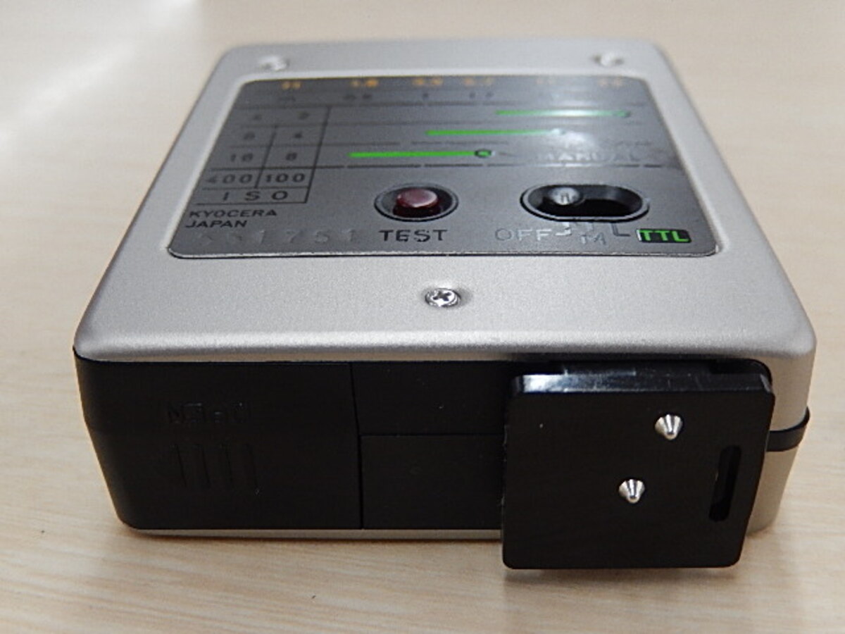 中古：AB(良品)】コンタックス TLA140(コンタックス ストロボ