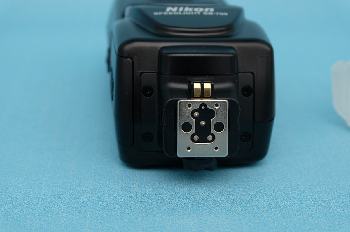 ニコン スピードライト SB-700