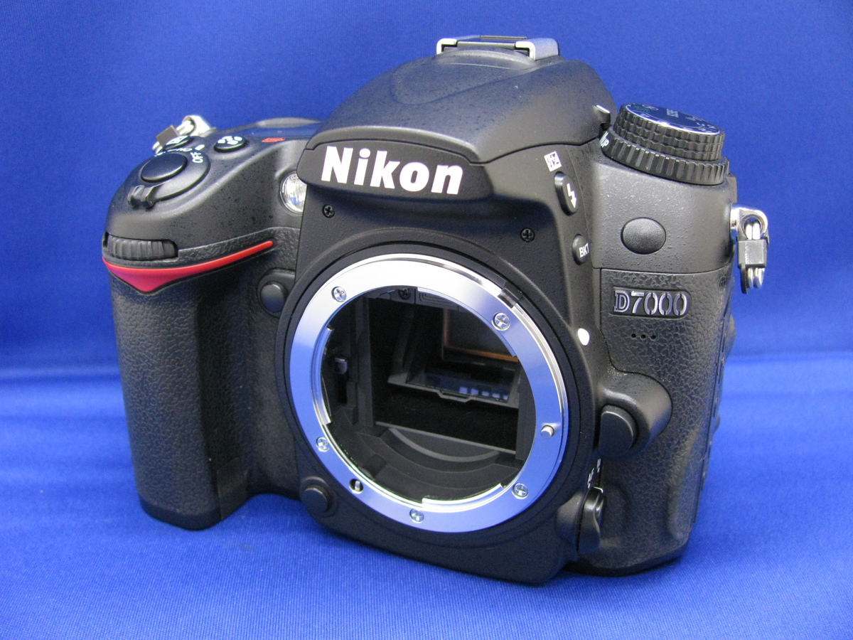 ニコン D7000 ボディ Amazon.com : Nikon D7000 16.2 Megapixel Digital SLR Camera