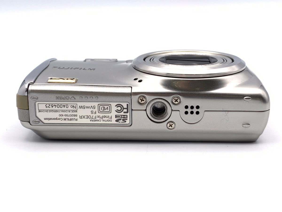 FinePix F70EXR シルバー【1000万画素】