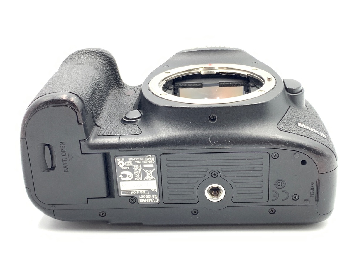 �L���m�� EOS 5D MarkIII �{�f�B