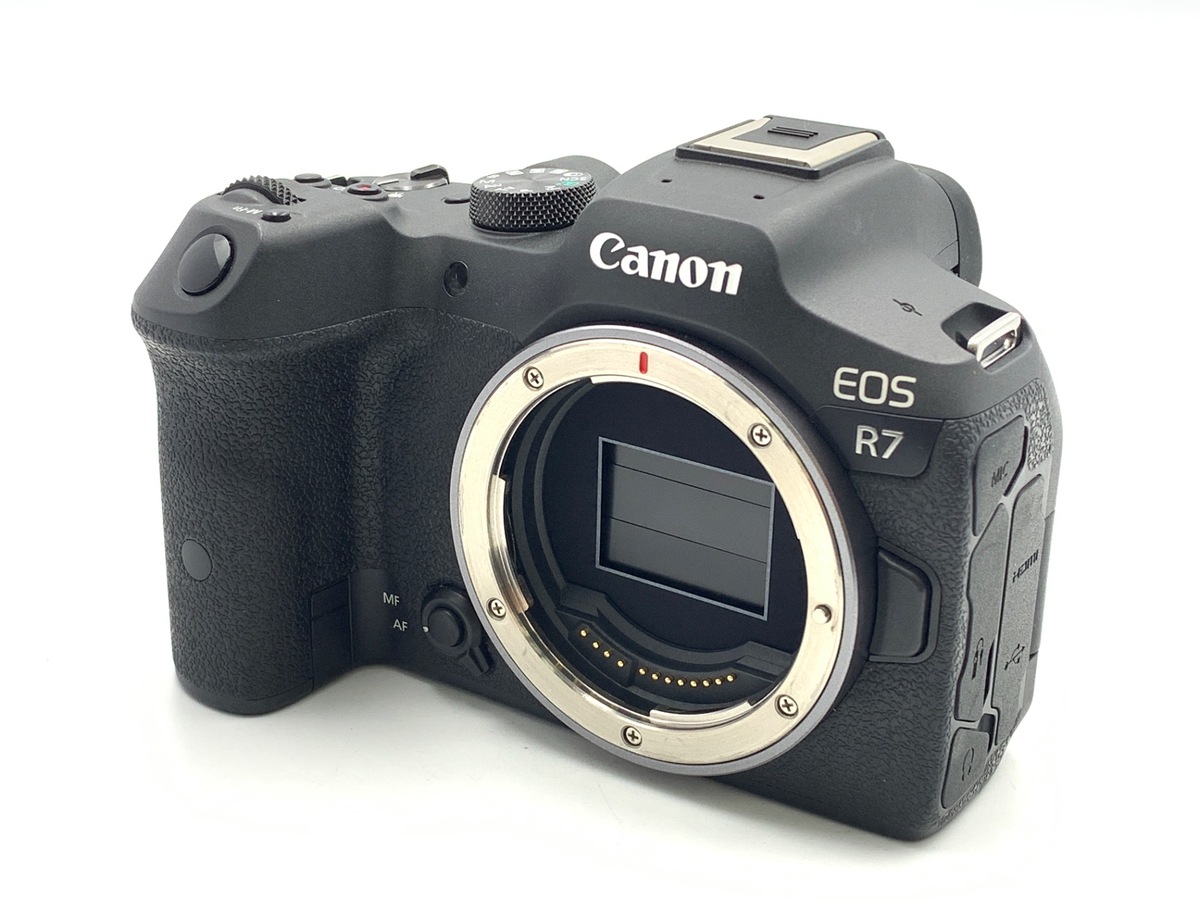 EOS R7 �{�f�B