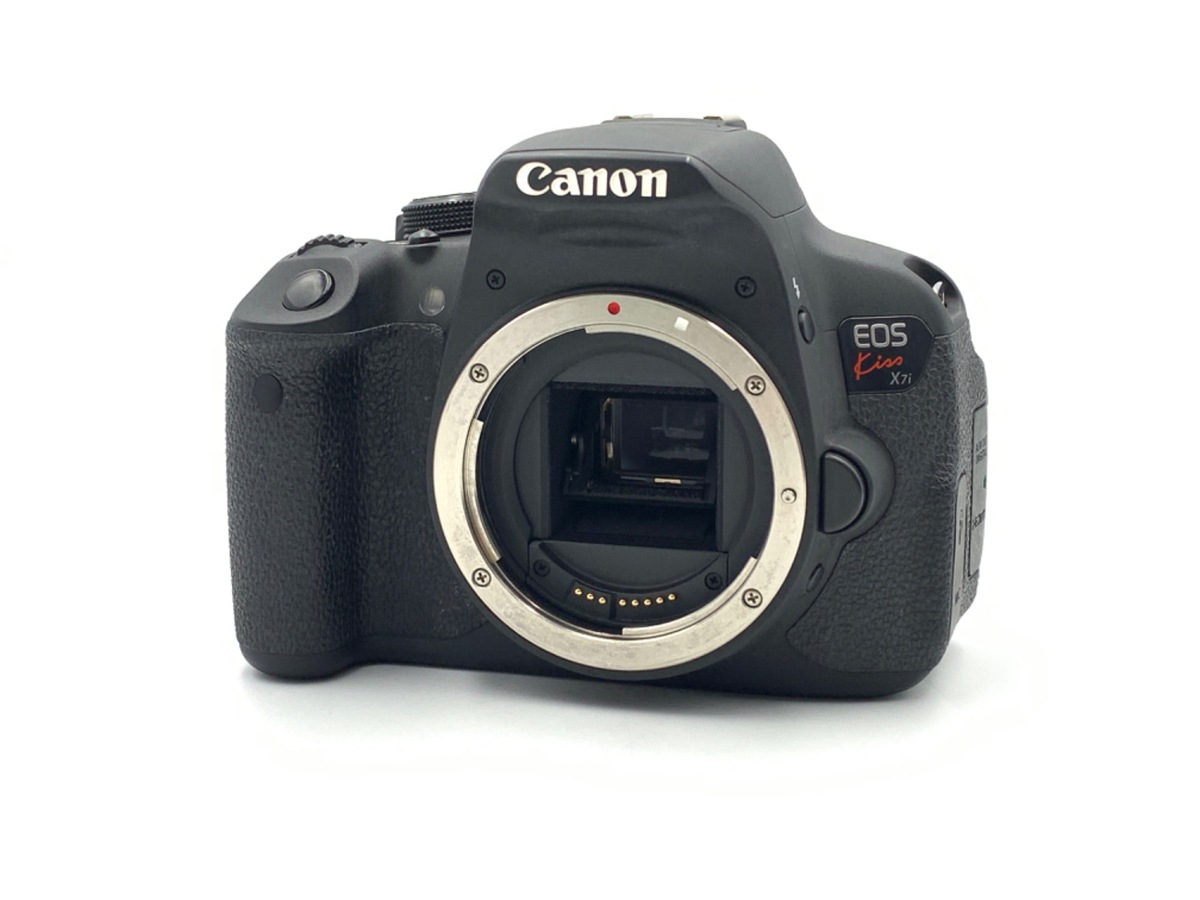 デジタルカメラ Canon EOS 70D (W) / EF-S 18-135 IS STM Canon EOS 70D DSLR 18-135mm IS STM Kit with f/3.5-5.6 Lens