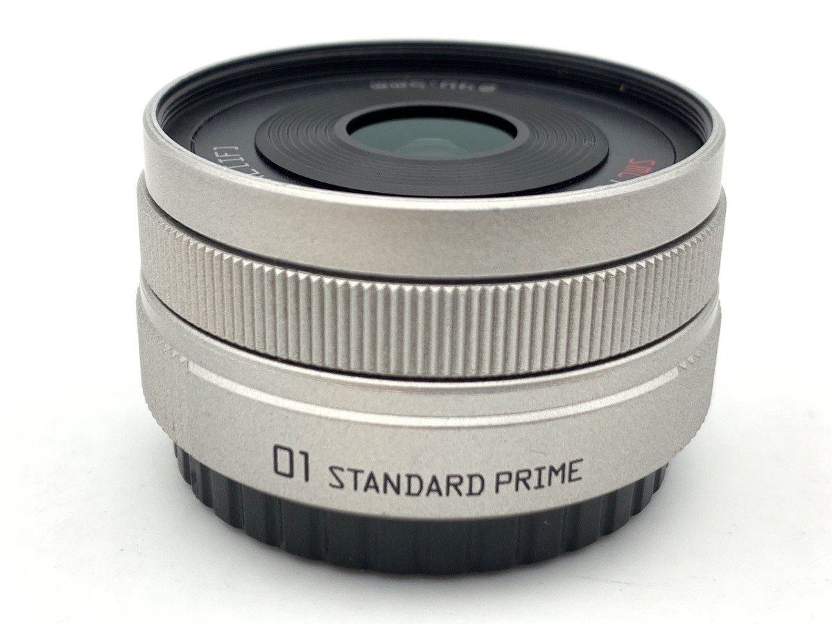 Q�p 8.5mm F1.9 �m01 STANDARD PRIME�n �u���C�g�V���o�[