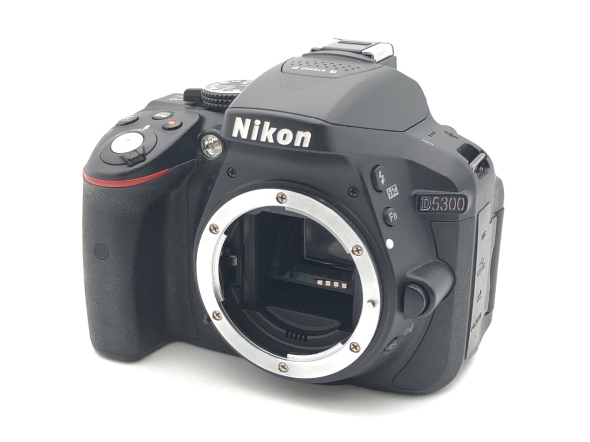 ニコン　D5600　ダブルズームキット　② 中古】Nikon ニコン D5600 ダブルズームキット シャッター回数