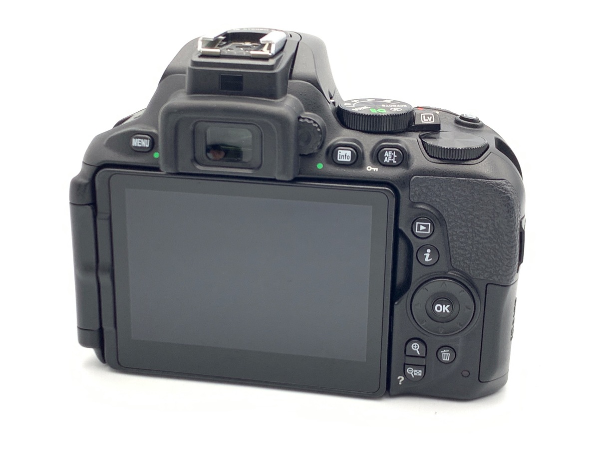 D5600 ボディ【2416万画素】