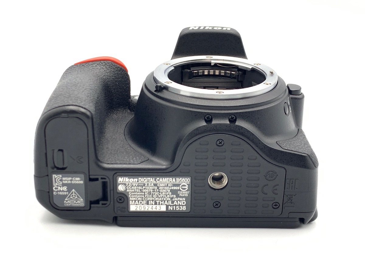D5600 ボディ【2416万画素】