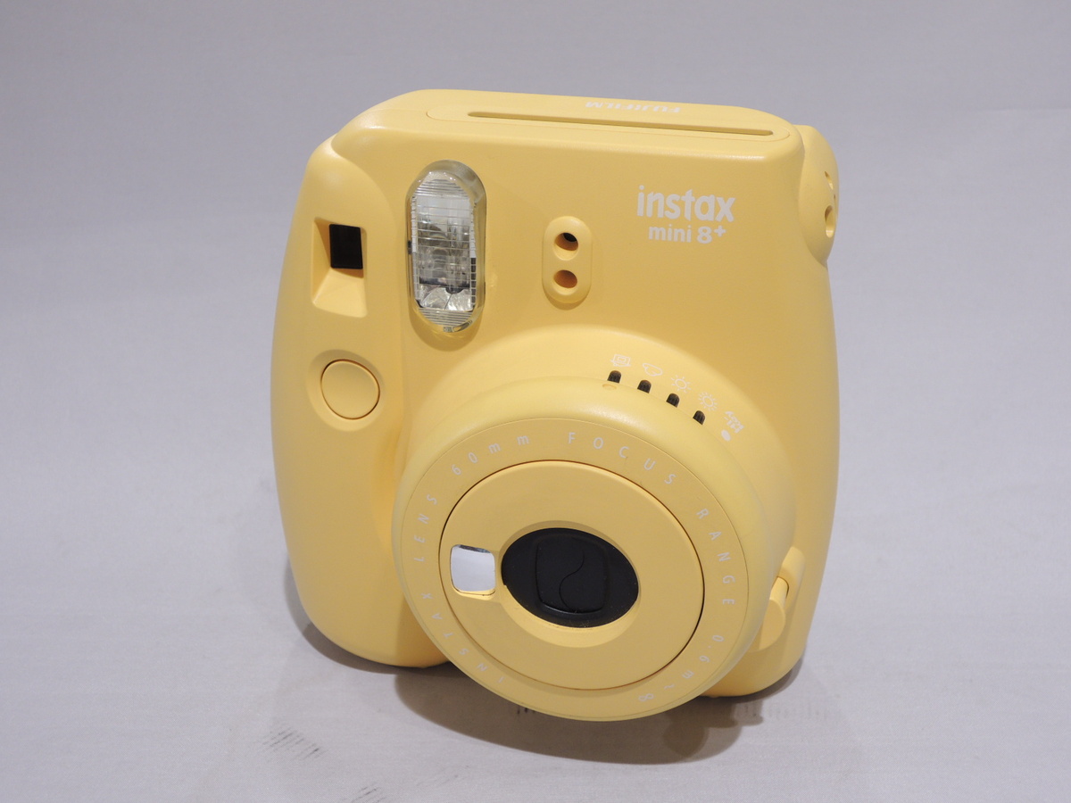 中古：B(並品)】フジフイルム インスタントカメラ instax mini 8
