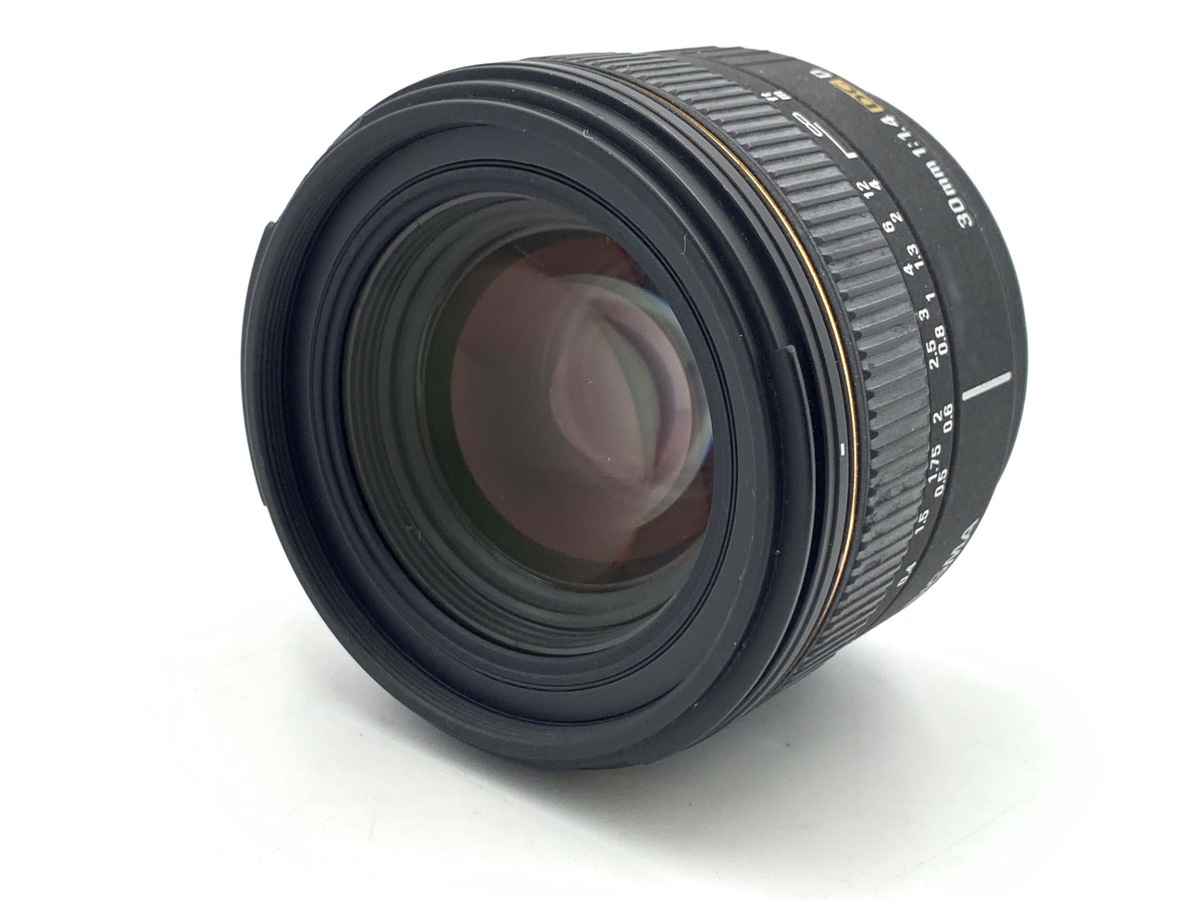 �V�O�} 30mm F1.4 EX DC �\�j�[�p