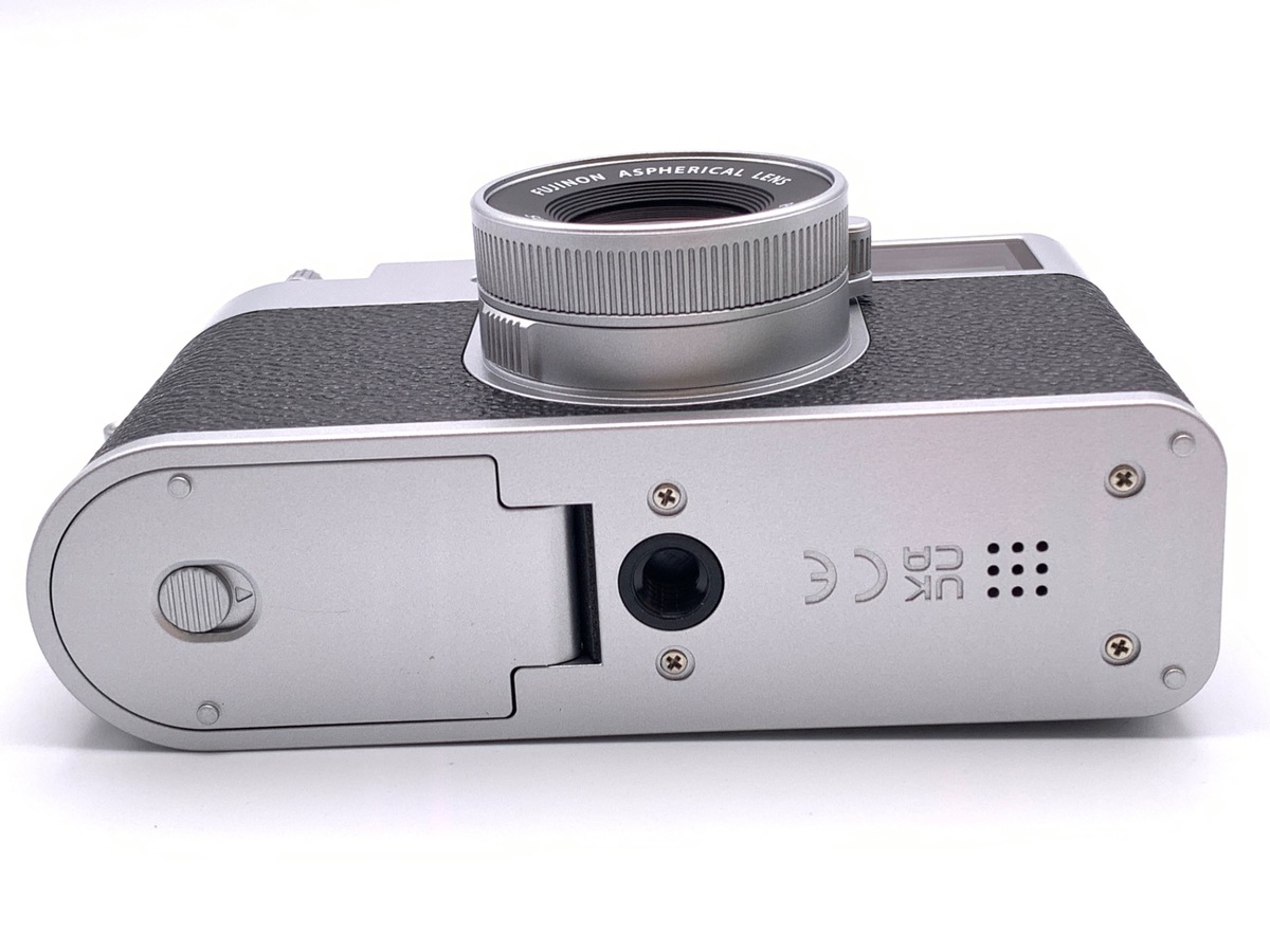 中古：AA(新品同様)】フジフイルム X half シルバー [X-HF1-S JP