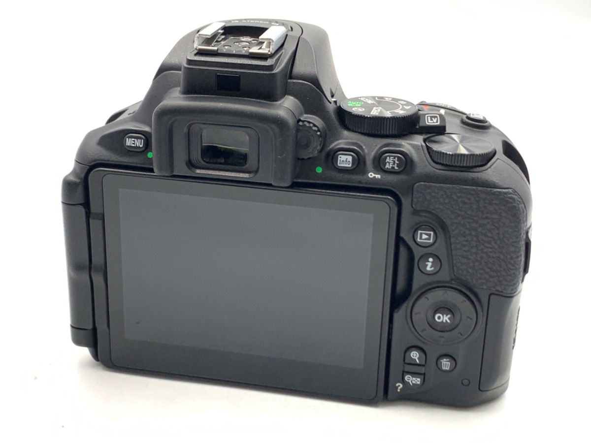 【中古】ニコン D5600 ボディ