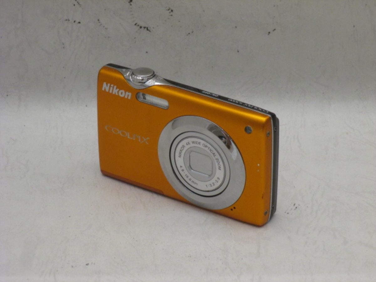中古：C(やや難あり)】ニコン COOLPIX S3000 ファインオレンジ
