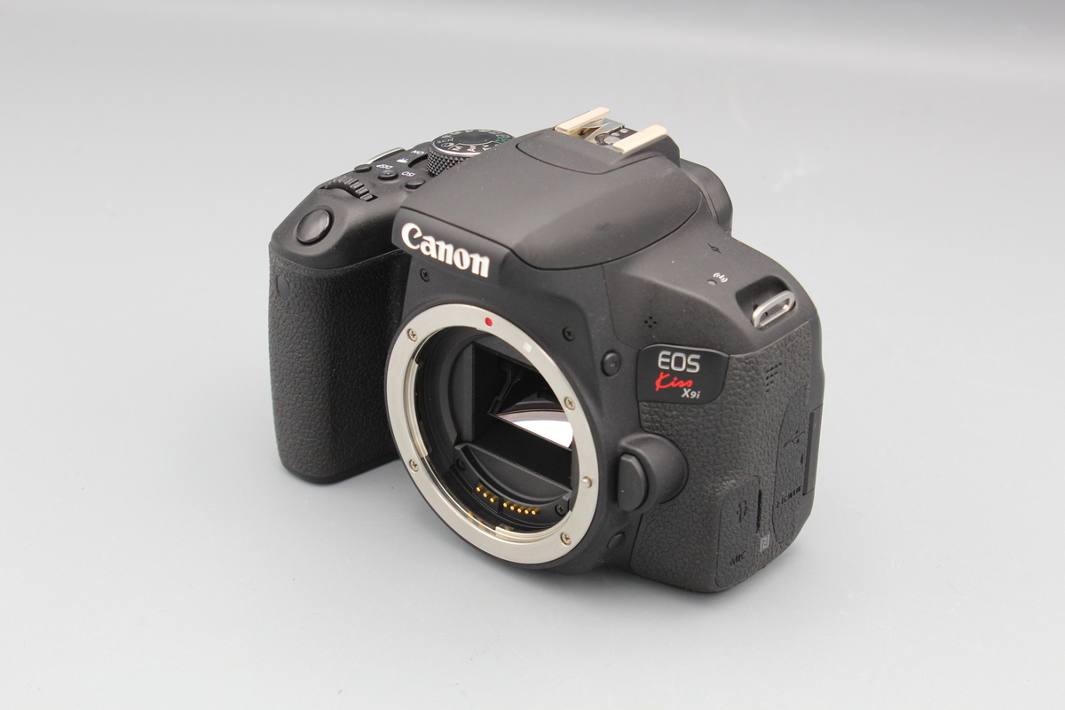 価格.com - CANON EOS 70D EF-S18-135 IS STM レンズキット 価格比較