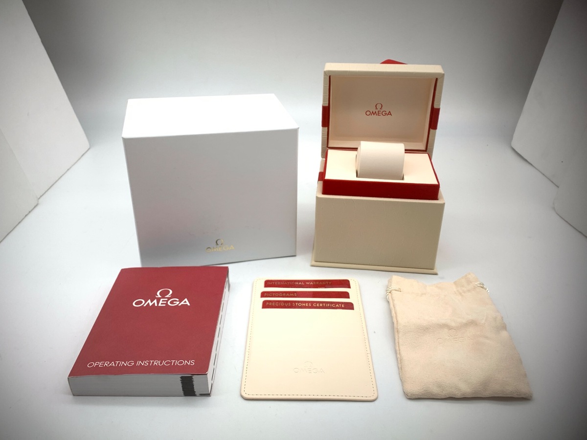 オメガ(OMEGA) コンステレーション マンハッタン シルバー 131.20.28.60.52.002 ステンレススティール/イエローゴールド 12Pダイヤ