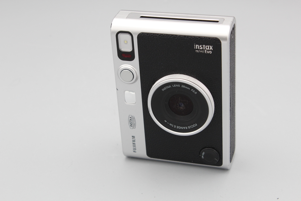 【中古】FUJIFILM 富士フイルム instax Mini Evo ブラック インスタントカメラ チェキ “チェキ” INSTAX mini Evo BLACK 富士フイルム FUJIFILM