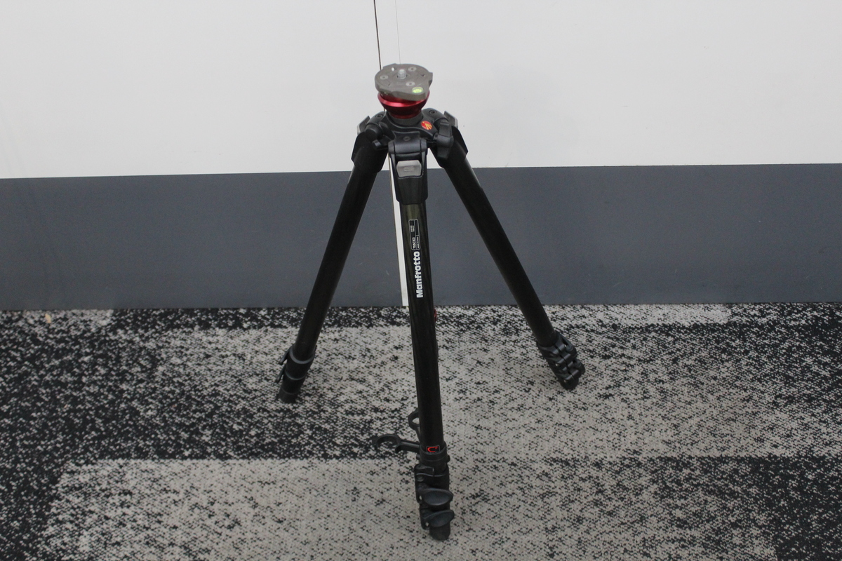 ○Manfrotto マンフロット マグファイバー カーボン カメラ用 三脚 
