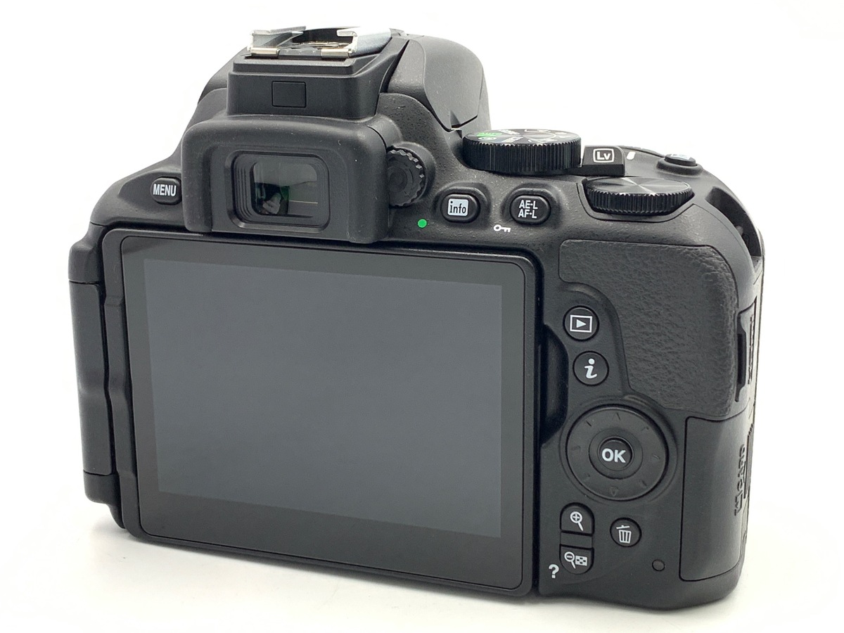 D5600 ボディ【2416万画素】