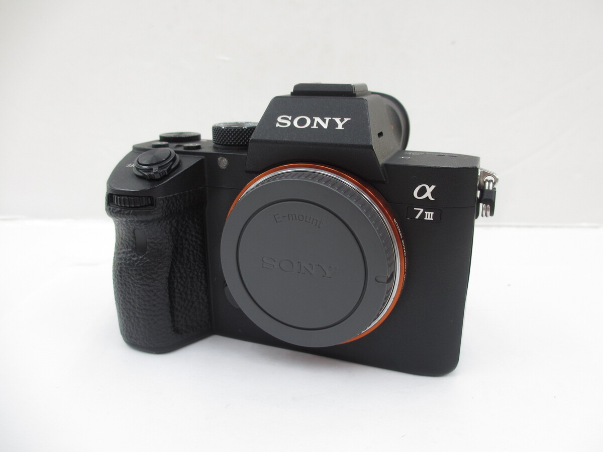 【美品】SONY α7 III ※本体のみ Amazon.co.jp: SONY(ソニー) フルサイズ ミラーレス一眼カメラ