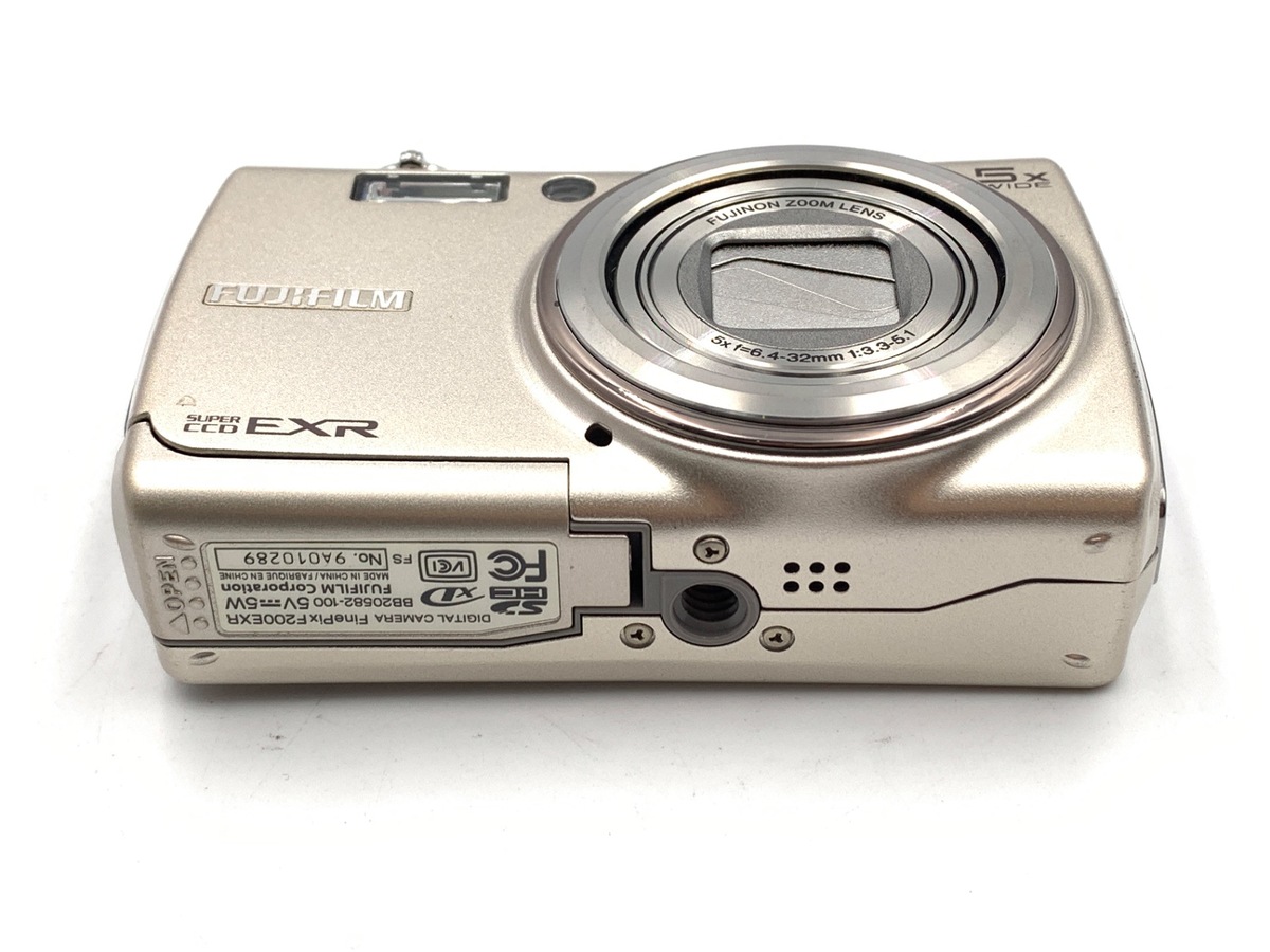 中古：B(並品)】フジフイルム FinePix F200EXR シルバー | 2483920019587