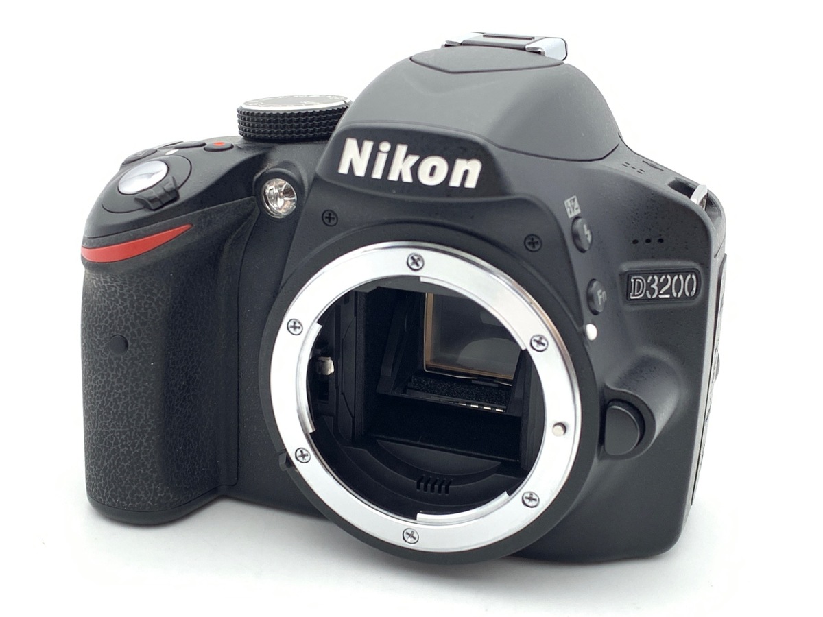 D3200 ボディ ブラック【2420万画素】
