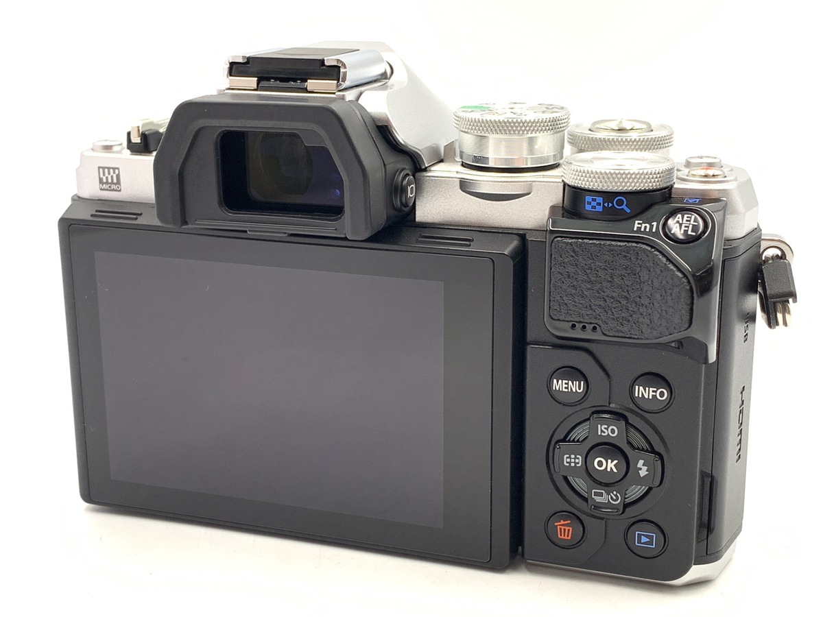 OM-D E-M10 Mark III ボディ シルバー【1605万画素】