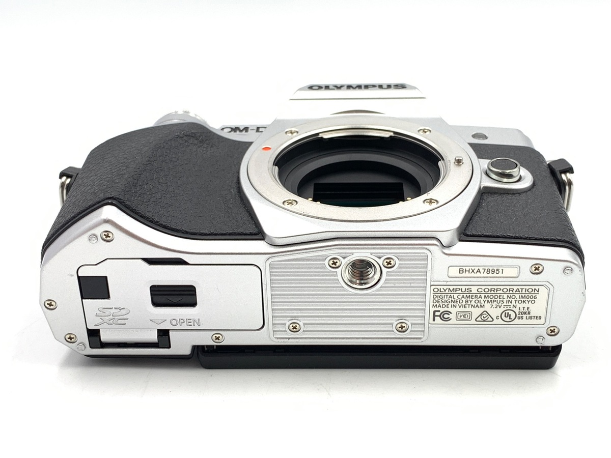 OM-D E-M10 Mark III ボディ シルバー【1605万画素】