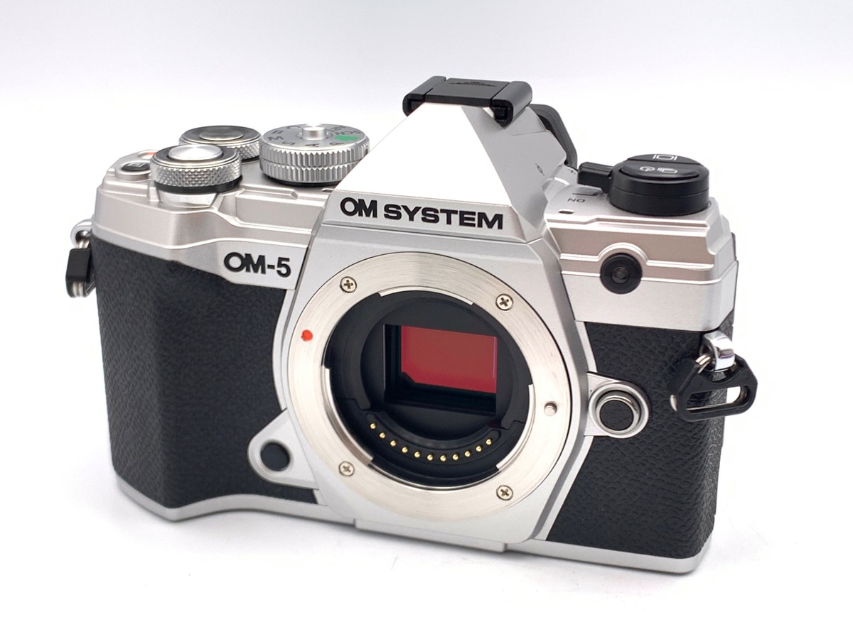 OLYMPUS OM-5 ボディ 箱あり 動作確認済　撮影枚数521枚！ 中古：AB(良品)】OM SYSTEM OM-5 ボディ シルバー | 2443801661724