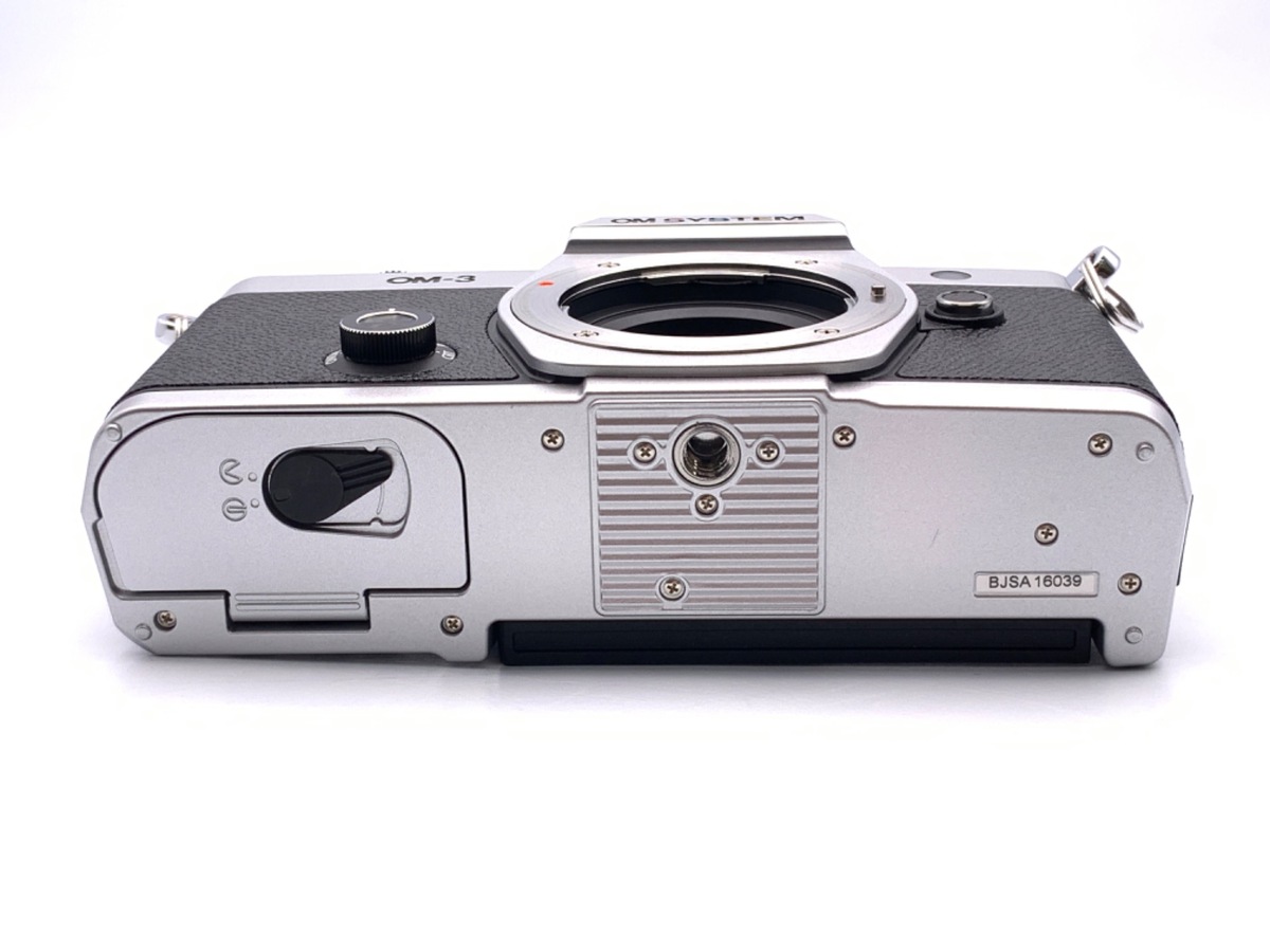 OM SYSTEM OM-3 �{�f�B