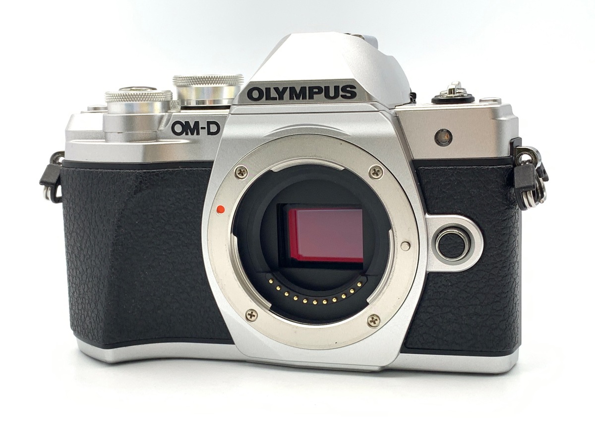 OM-D E-M10 Mark III ボディ シルバー【1605万画素】