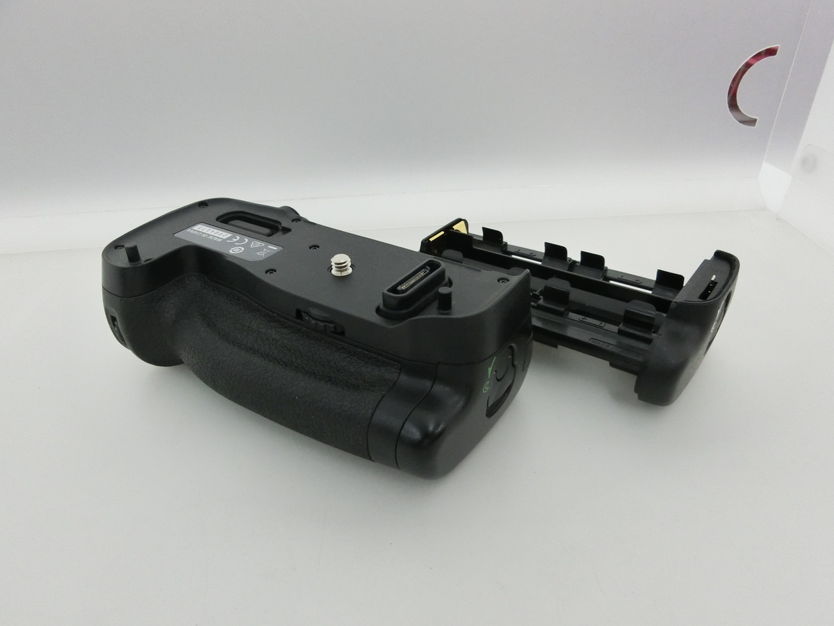 マルチパワーバッテリーパック　MB-D17 マルチパワーバッテリーパック MB-D17 - 概要 | アクセサリー | ニコン