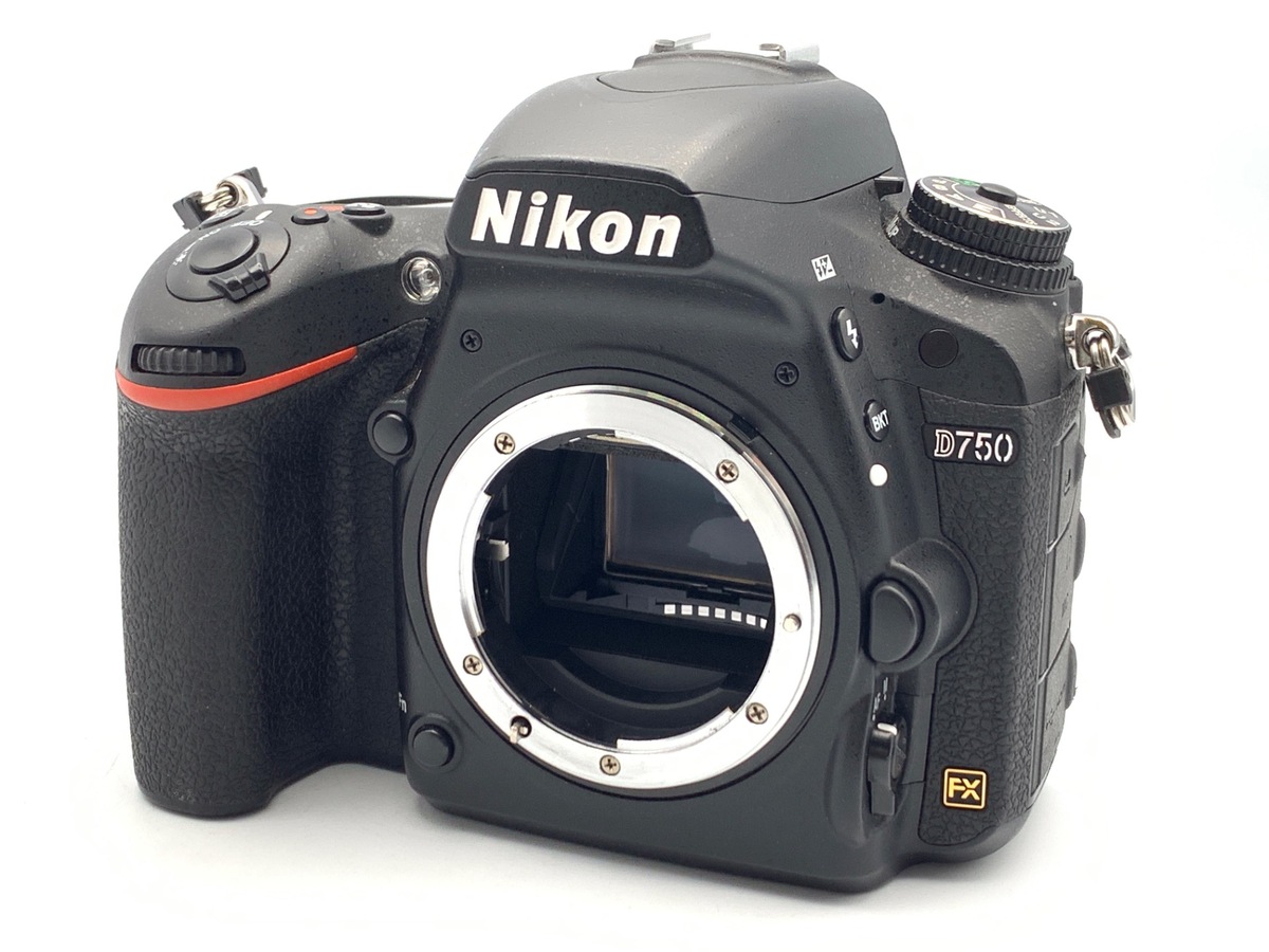 美品✨ Nikon D5200 標準ズームセット 一眼レフカメラ Amazon | Nikon デジタル一眼レフカメラ D5200 ダブルズーム