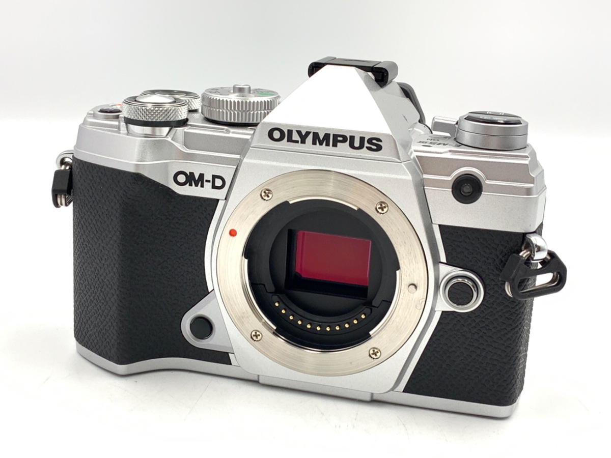 【美品】オリンパス OM-D E-M5 MarkII ボディ シルバー オリンパス OLYMPUS OM-D E-M5 Mark II ボディ [シルバー] 価格比較