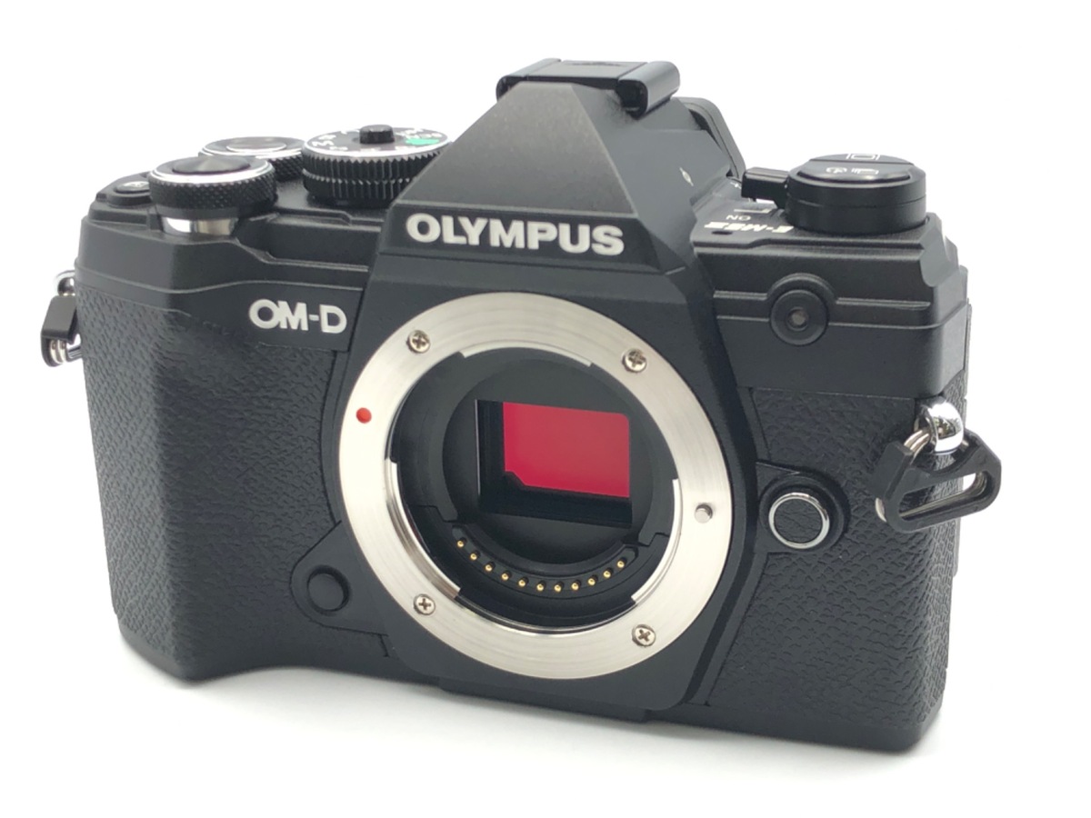 オリンパス OM-D E-M5 ミラーレスデジタルカメラボディ Olympus オリンパス、プロフェッショナルモデルの撮影機能を凝縮した