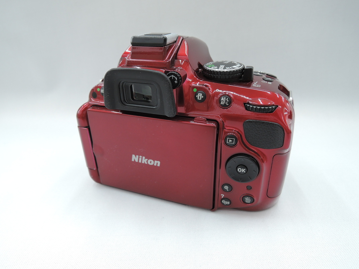 中古：B(並品)】ニコン D5200 ボディ レッド | 2484140007569
