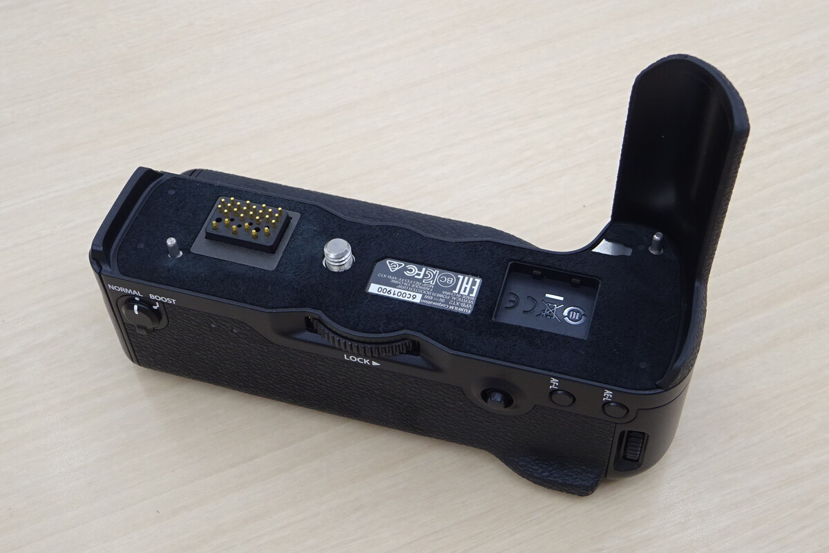 中古】フジフイルム 縦位置パワーブースターグリップ VPB-XT2 在庫一覧