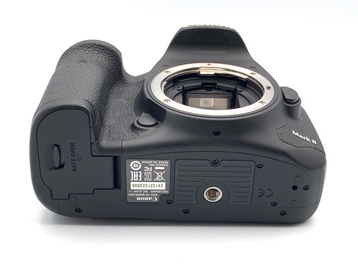 �L���m�� EOS 7D MarkII �{�f�B