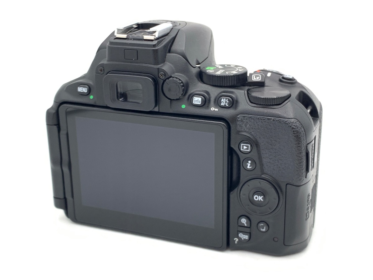 D5600 ボディ【2416万画素】