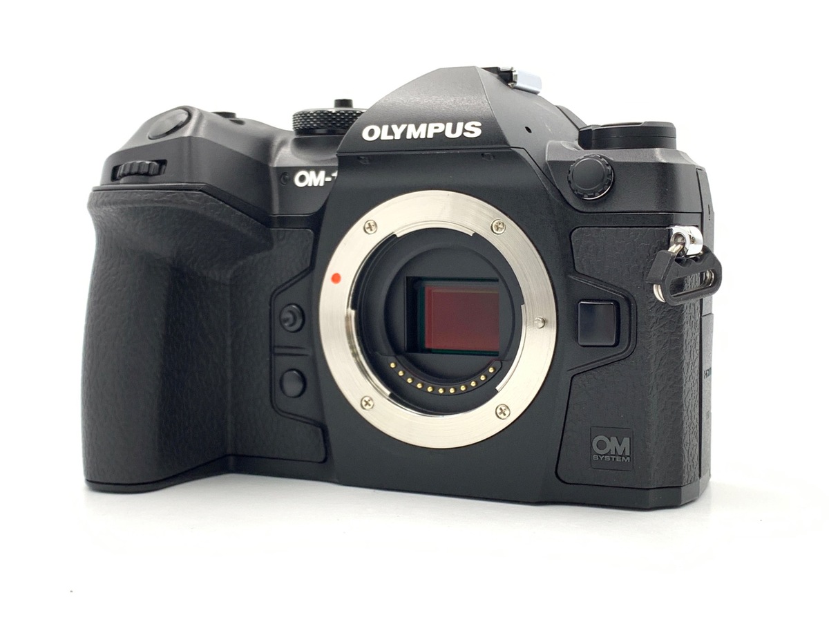 OM SYSTEM OM-1 �{�f�B