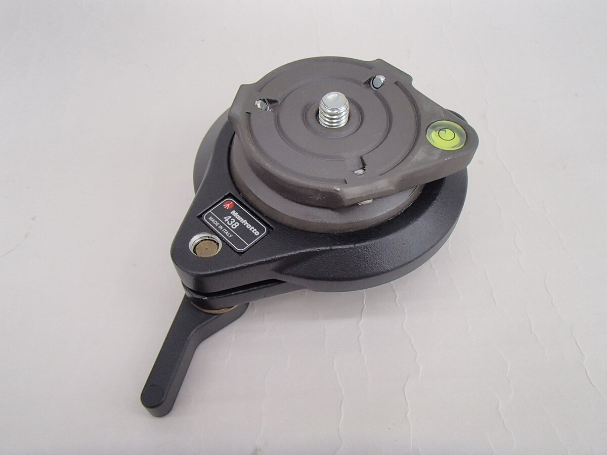 中古：B(並品)】マンフロット 438 ボールカメラレベラー | 2484270045424