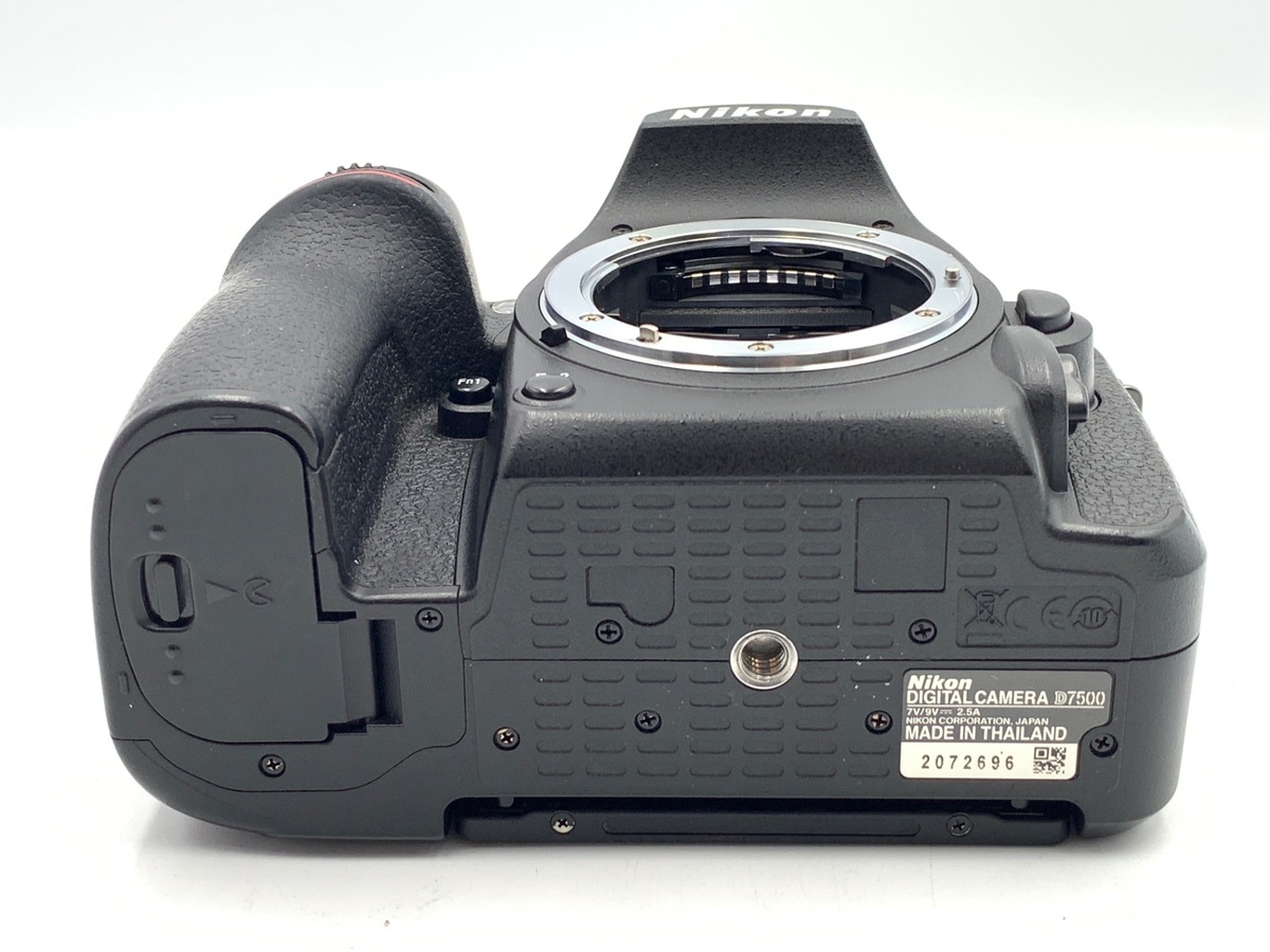 【中古】ニコン D7500 ボディ