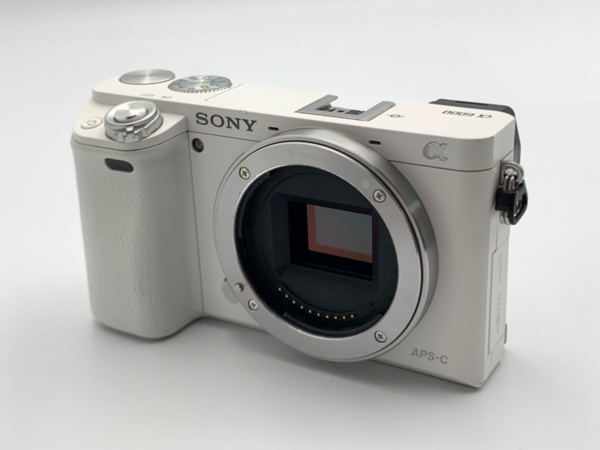 α6000 ボディ ホワイト ILCE-6000【2430万画素】