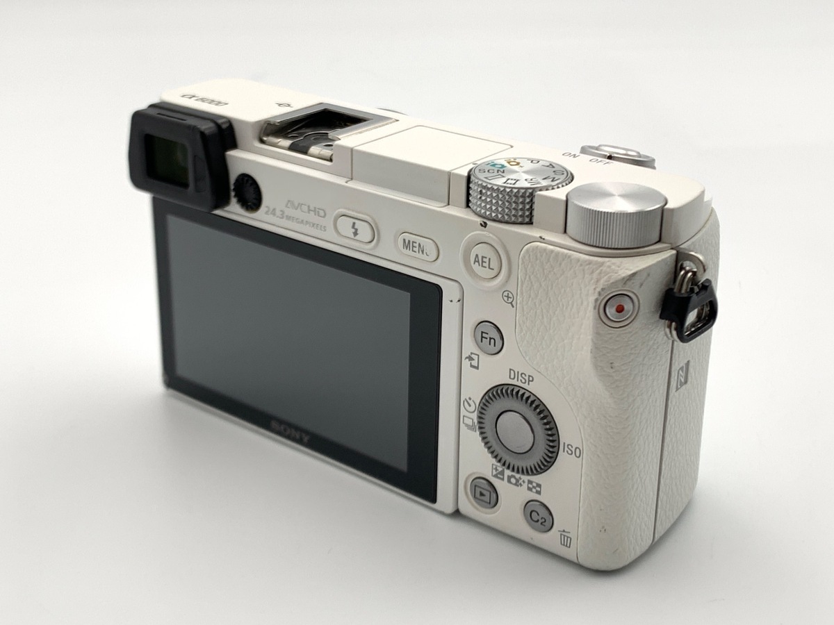α6000 ボディ ホワイト ILCE-6000【2430万画素】