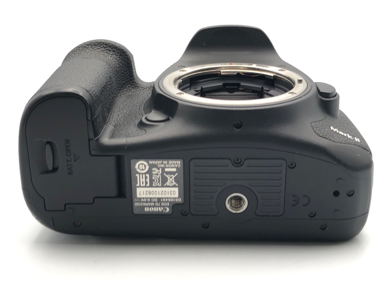 �L���m�� EOS 7D MarkII �{�f�B