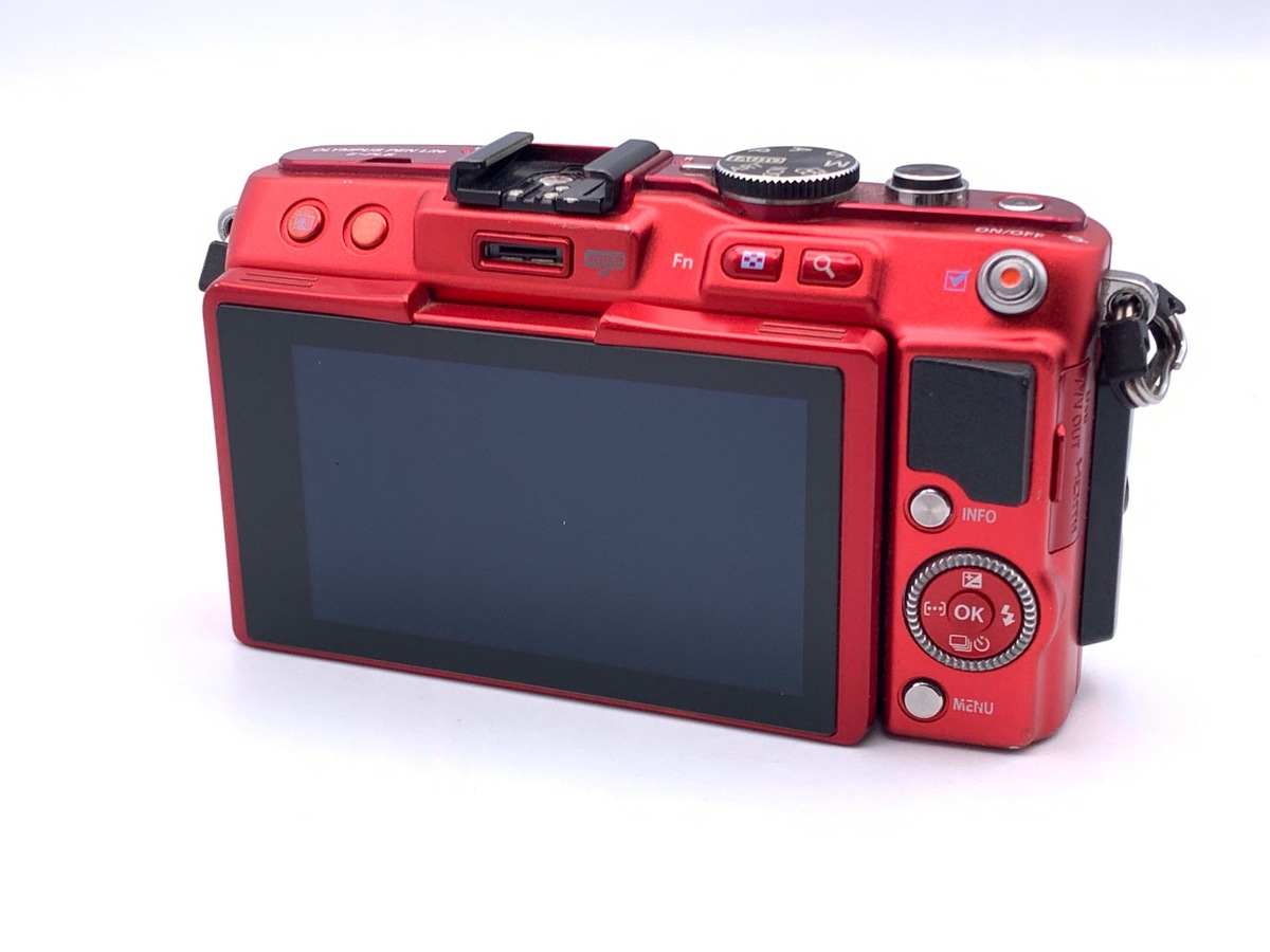 オリンパス PEN Lite E-PL6 ボディ レッド
