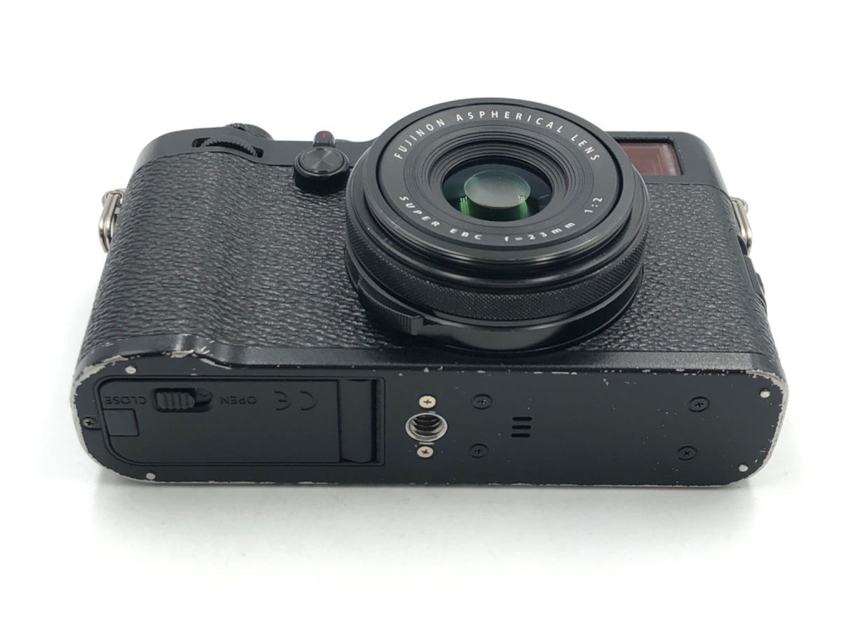 FUJIFILM X100F ブラック【2430万画素】