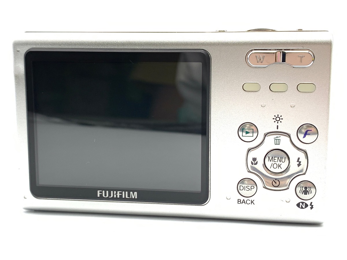 【動作品】 FUJIFILM FinePix Z5fd シルバー FUJIFILM FinePix Z5 fd Digital Camera 3x 6.3 MP Used Japan