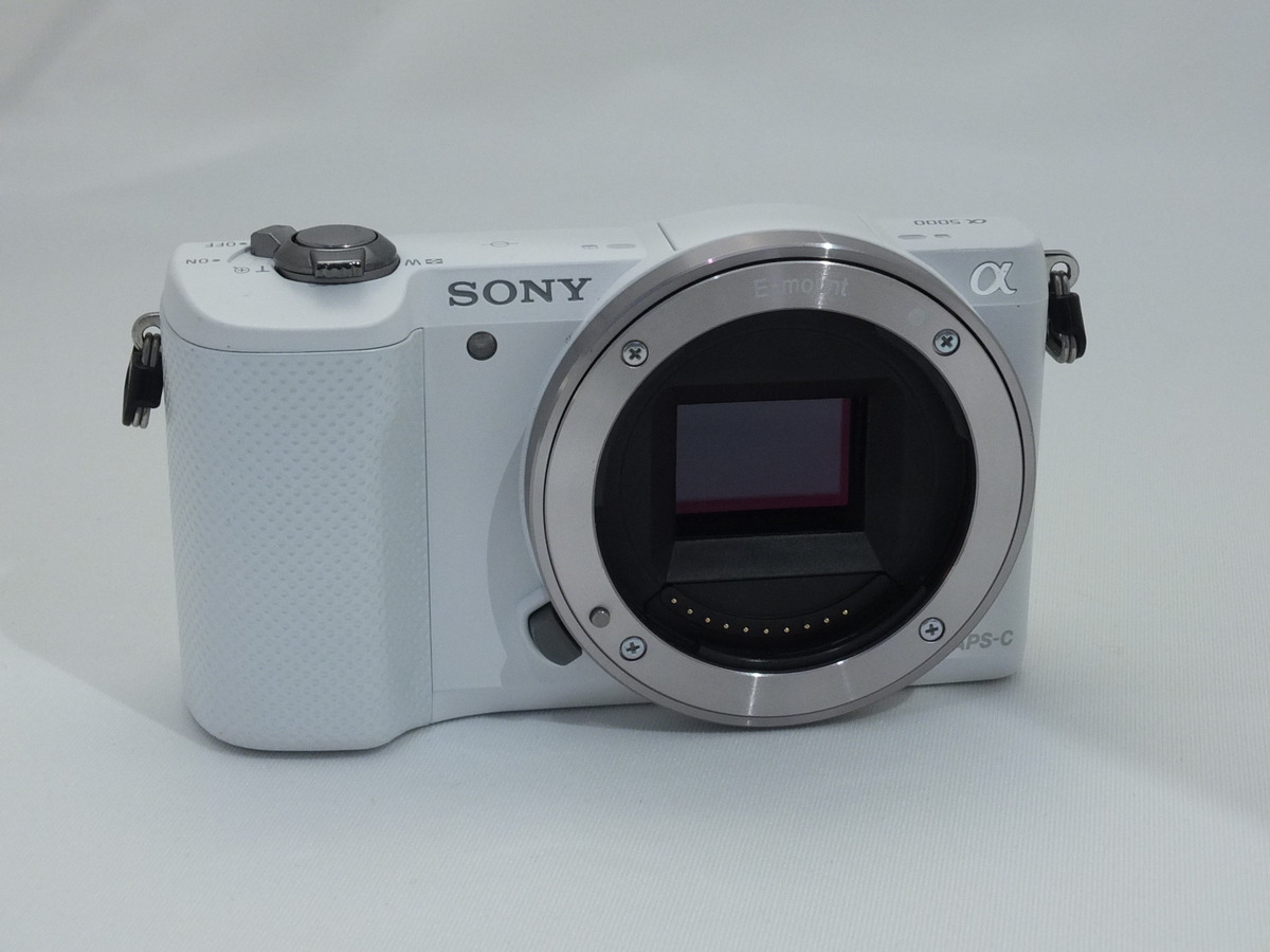 中古：B(並品)】ソニー α5000 ボディ ホワイト [ILCE-5000