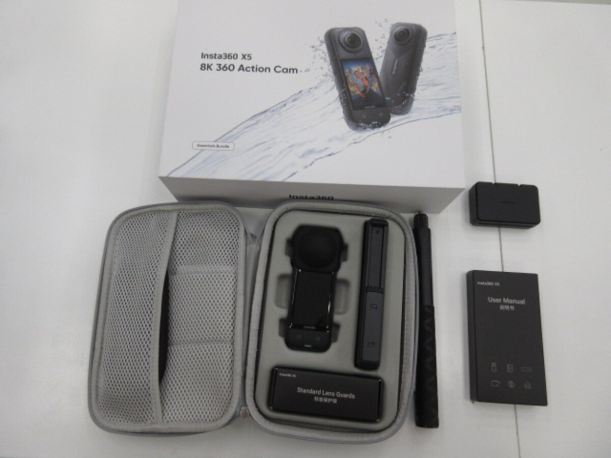 Insta360 X5 エッセンシャルバンドル（CINSAAHA-X504）