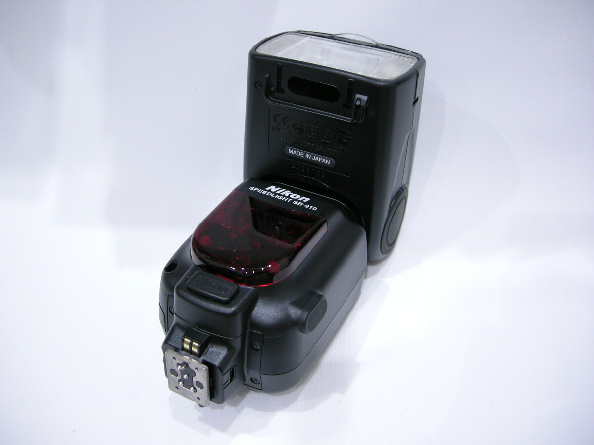 SB-910 スピードライト